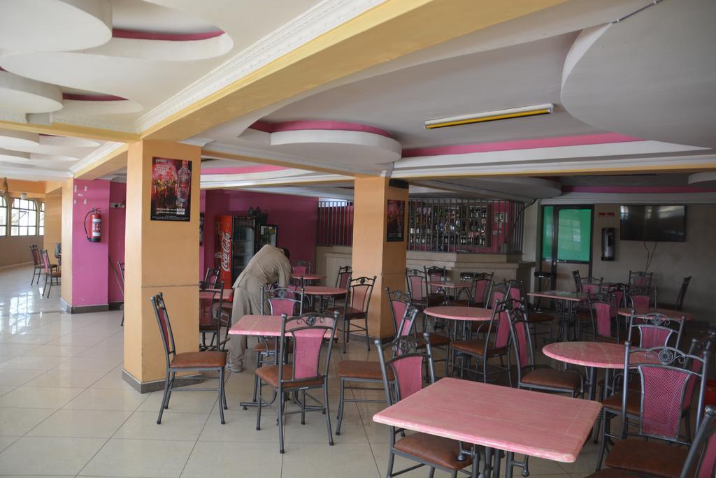 Starehe Link Hotel Найроби Екстериор снимка