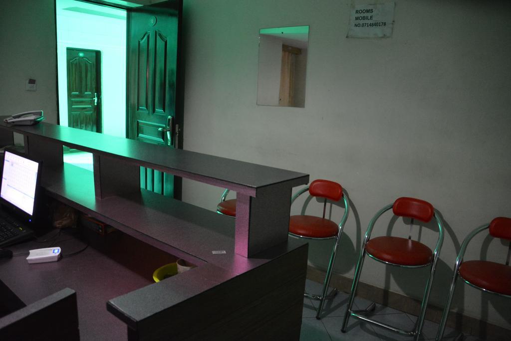 Starehe Link Hotel Найроби Екстериор снимка