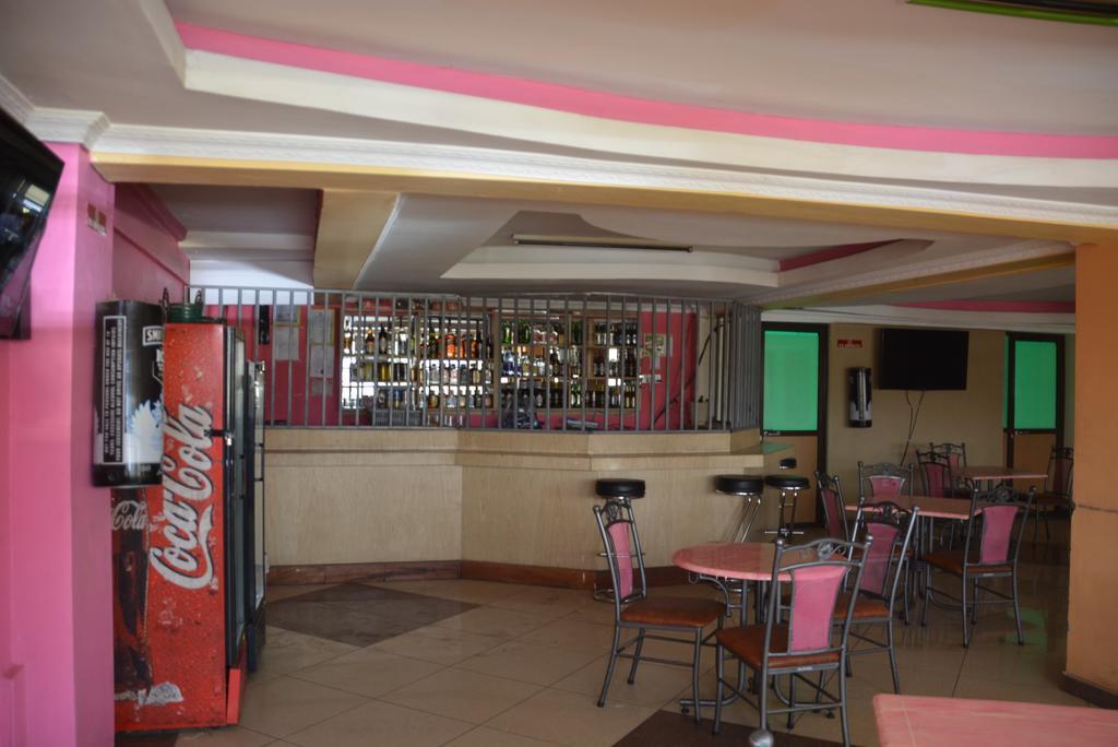 Starehe Link Hotel Найроби Екстериор снимка